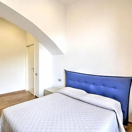 Appartamento Sleeps 4 Air Con Wifi *
