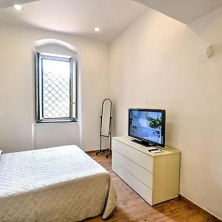 Sleeps 4 Air Con Wifi Appartamento *